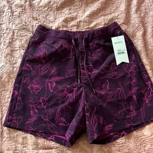 Brand New men’s size medium Stori shift shorts.